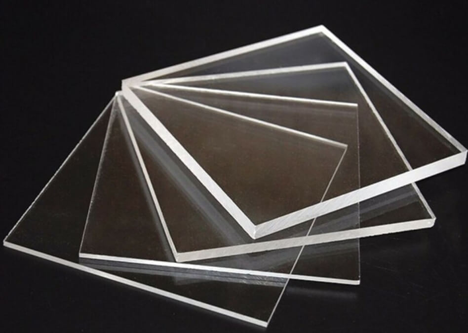 Plexiglass Acrylics Sheets - Benefits & Uses | Canada Plastics
