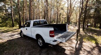 Extend Your Truck’s Lifespan with HDPE Truck Bed Liners